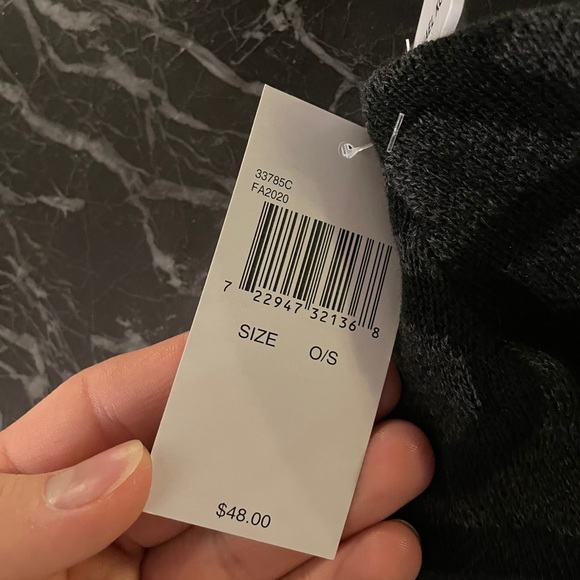 Michael Kors hat - Picture 2 of 5